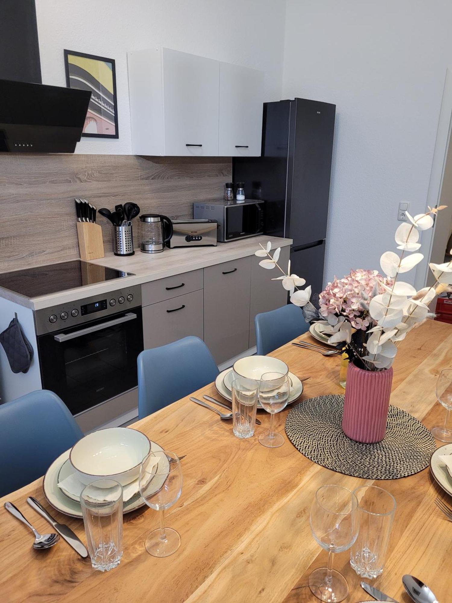 T21 - Apartment Direkt Im Zentrum Mit Parkplatz Chemnitz Eksteriør billede