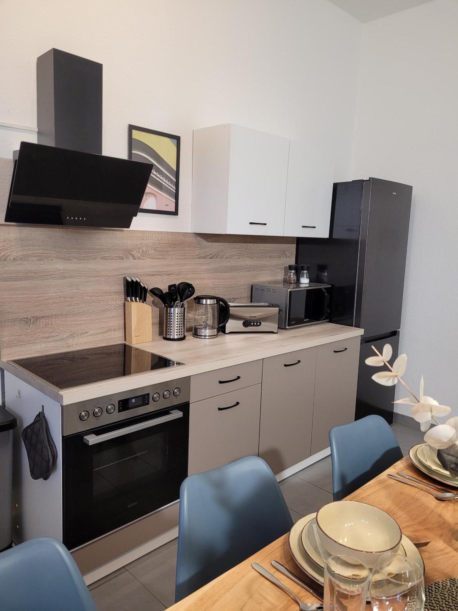 T21 - Apartment Direkt Im Zentrum Mit Parkplatz Chemnitz Eksteriør billede