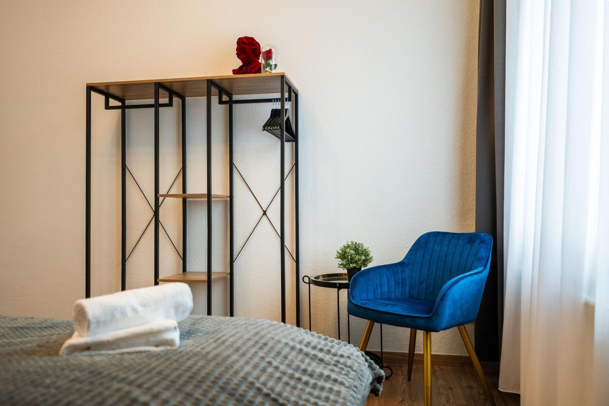 T21 - Apartment Direkt Im Zentrum Mit Parkplatz Chemnitz Eksteriør billede